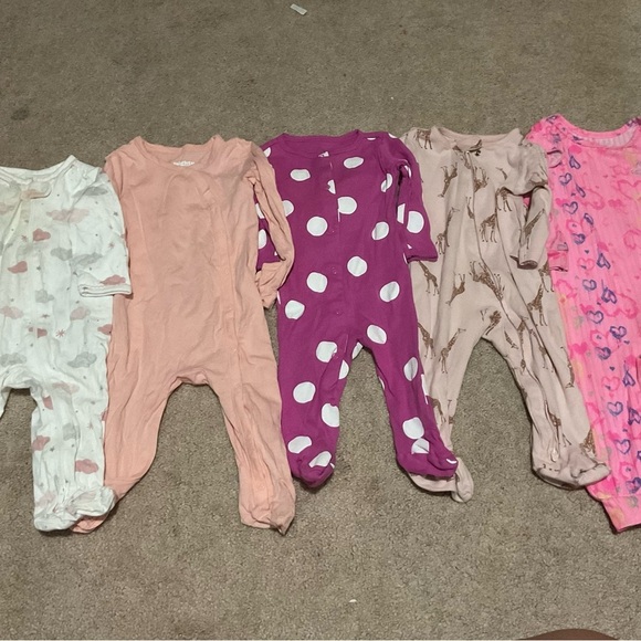 Assorted Baby Clothes Bundle - Picture 3 of 7